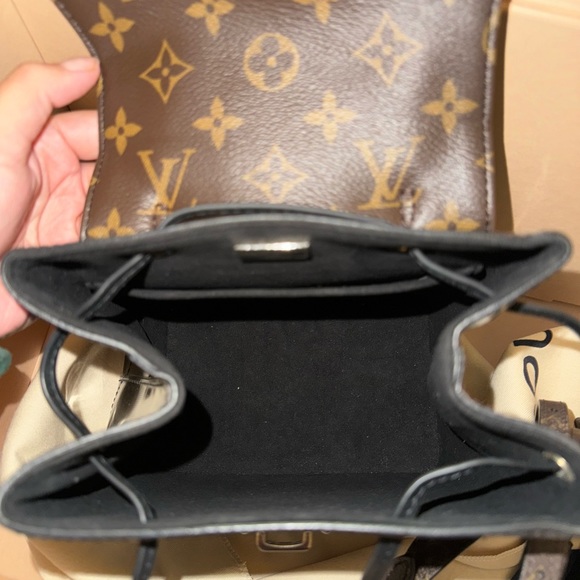 Louis Vuitton Patent Monogram Hot Springs mini backpack in Black🖤 - Picture 8 of 9